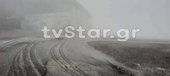 Ηρθαν κιόλας τα πρώτα χιόνια-Το έστρωσε στο Βελούχι (εικόνες, βίντεο)